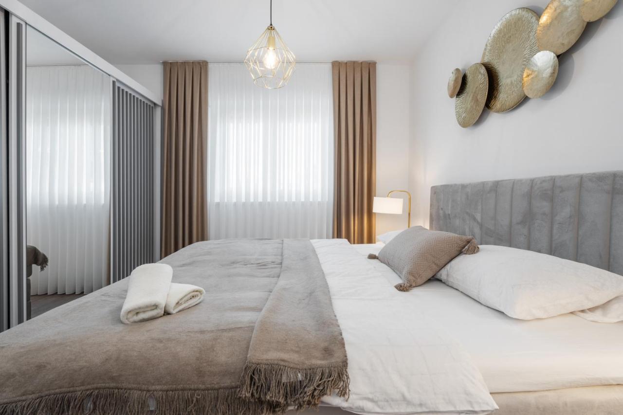Luxury Sea View Apartment Levin Makarska Extérieur photo